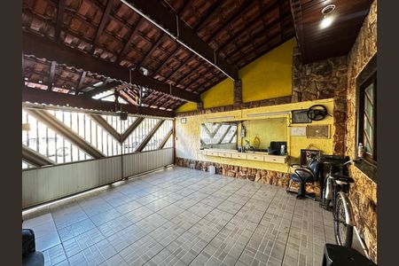 8_photo/94ce1db37d.1463d70521bc8e9f-ATLAS-96d827ff-d0b5-4b94-9a7c-b140468ae19e.jpg de casa à venda com 3 quartos, 129m² em Boqueirão, Praia Grande