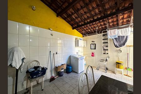 7_photo/94ce1db37d.1463d70521bc8e9f-ATLAS-aba3867f-d2c5-4d11-b791-a30545b0cae2.jpg de casa à venda com 3 quartos, 129m² em Boqueirão, Praia Grande