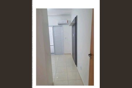 4_photo/94ce1db3f1.3c9eef8ed014f469-ATLAS-7fc19929-8d23-416f-9b01-ad31b7982f03.jpg de apartamento à venda com 1 quarto, 40m² em Boqueirão, Praia Grande