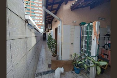 4_photo/94ce1db407.cba3da746242e602-ATLAS-4ca2f2bf-9064-4928-8cc6-00346a5b5a5e.jpg de casa à venda com 3 quartos, 210m² em Boqueirão, Praia Grande