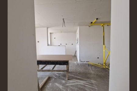 3_photo/94ce1db40d.d07684b8f52bf654-ATLAS-caa723fe-5d48-4e27-b99c-77e9bbe548a5.jpg de apartamento à venda com 1 quarto, 49m² em Boqueirão, Praia Grande