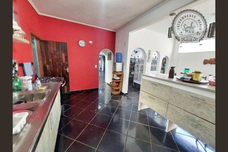 8_photo/94ce1db4bf.c06c3c5dbfc3661b-ATLAS-d01b14da-8cca-440b-b8db-bfb3576043a5.jpg de casa à venda com 5 quartos, 250m² em Boqueirão, Praia Grande