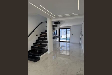 4_photo/94ce1db4c1.7e2ea02b9085bf9d-ATLAS-0c39a9f7-72e1-455c-a355-d258d28fc6be.jpg de casa à venda com 4 quartos, 180m² em Boqueirão, Praia Grande