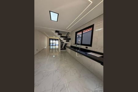 25_photo/94ce1db4c1.7e2ea02b9085bf9d-ATLAS-495d357b-e838-4dcb-b21c-dd8e4b0cbf26.jpg de casa à venda com 4 quartos, 180m² em Boqueirão, Praia Grande