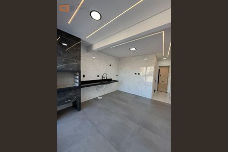 10_photo/94ce1db4db.1e9d1ba85beb8478-ATLAS-b6f761e2-01b7-47be-adcb-e7e3f032df2d.jpg de casa à venda com 4 quartos, 204m² em Boqueirão, Praia Grande