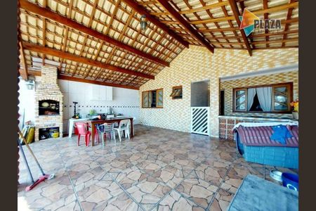 2_photo/94ce1db50f.143559cf2cedd01d-ATLAS-b28490fb-a484-418f-afa1-2017ad197ebd.jpg de casa à venda com 2 quartos, 199m² em Boqueirão, Praia Grande