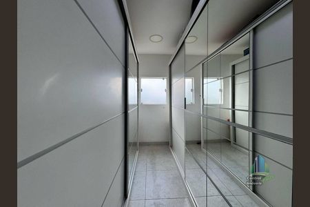 31_photo/94ce1db515.a1ec0e94f3821993-ATLAS-132f71f8-41f1-42da-971b-eccf6364389c.jpg de casa à venda com 3 quartos, 400m² em Boqueirão, Praia Grande