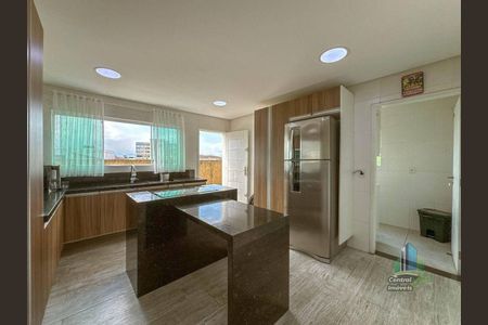 12_photo/94ce1db515.a1ec0e94f3821993-ATLAS-7f319cf3-2612-4510-aa2e-bc9e8ee006d2.jpg de casa à venda com 3 quartos, 400m² em Boqueirão, Praia Grande