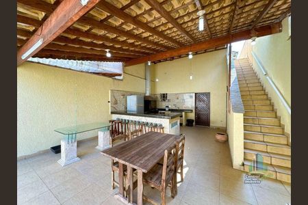 10_photo/94ce1db515.a1ec0e94f3821993-ATLAS-d6157e2e-a3a1-41ee-b632-c2fea6472ce1.jpg de casa à venda com 3 quartos, 400m² em Boqueirão, Praia Grande