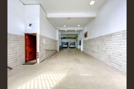 2_photo/94ce1db56b.db01357aa49deb94-ATLAS-71a8c5eb-5847-4240-bd7b-5b0591e85819.jpg de casa à venda com 3 quartos, 450m² em Boqueirão, Praia Grande