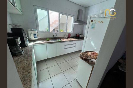 9_photo/94ce1db59d.1aa5b8f538f3adaf-ATLAS-5b58f099-c851-41b4-ace0-ac596913cb2f.jpg de casa à venda com 3 quartos, 165m² em Guilhermina, Praia Grande