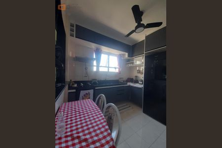 8_photo/94ce1db5e9.a64aef6598c47c00-ATLAS-1d87cdd3-078b-4dfe-8a23-b5f255bb07ce.jpg de apartamento à venda com 2 quartos, 75m² em Guilhermina, Praia Grande