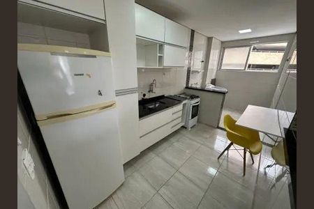 4_photo/94ce1db627.184a076482d672b3-ATLAS-0e7ef93f-4f71-42d2-a5ba-548a6c46d0ee.jpg de apartamento à venda com 2 quartos, 71m² em Guilhermina, Praia Grande