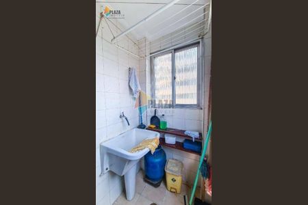 22_photo/94ce1db6e3.84cc3e5de9f4e717-ATLAS-4ba6a43b-a361-436a-ab0e-7aadb904bac2.jpg de apartamento à venda com 1 quarto, 45m² em Boqueirão, Praia Grande