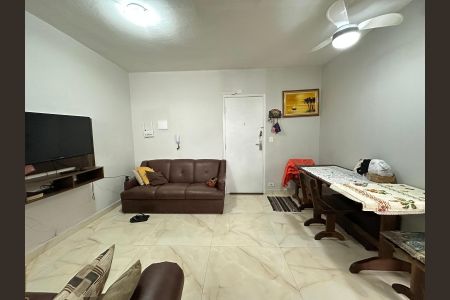 5_photo/94ce1db6ff.07fb07773285f6be-ATLAS-e3bcdb27-3efc-406e-86f2-25d55bc6b971.jpg de apartamento à venda com 1 quarto, 57m² em Guilhermina, Praia Grande