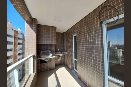 10_photo/94ce1db711.d3a63a38c7320e3c-ATLAS-ca6f603f-4067-418d-b0d9-fe7b8432fe22.jpg de apartamento à venda com 2 quartos, 67m² em Guilhermina, Praia Grande