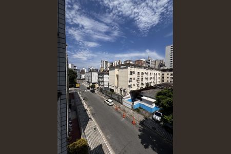 13_photo/94ce1dc957.b37fb779aadef412-ATLAS-763d1fdf-b849-4cde-8648-e8a6ef7bdb4f.jpg de apartamento à venda com 1 quarto, 55m² em Guilhermina, Praia Grande