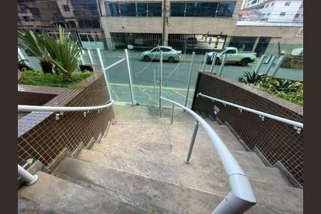 6_photo/94ce1dc9c7.d586f96f45cd7145-ATLAS-9fc7c7cb-eafd-4a3c-9727-8b50efbc1c04.jpg de apartamento à venda com 4 quartos, 156m² em Guilhermina, Praia Grande