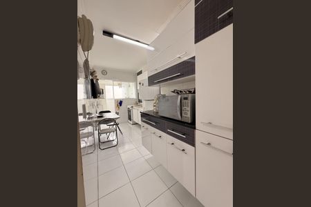 5_photo/94ce1dca09.646fae3a1fa4a2d8-ATLAS-942f105c-cb18-46d4-901d-d5b471945345.jpg de apartamento à venda com 2 quartos, 75m² em Guilhermina, Praia Grande