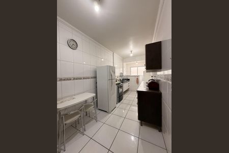 7_photo/94ce1dca19.8e927f3430f5a69c-ATLAS-62d7a4cc-8193-44c8-ad9a-b8a9979d7e10.jpg de apartamento à venda com 2 quartos, 80m² em Guilhermina, Praia Grande