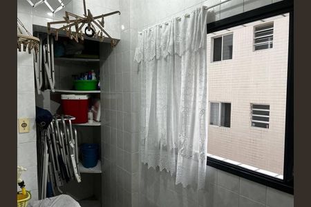 4_photo/94ce1dca1f.5bead2f56966628f-ATLAS-11b9342d-80ac-4a9e-8d0b-e3b119a1fc4e.jpg de apartamento à venda com 1 quarto, 56m² em Guilhermina, Praia Grande