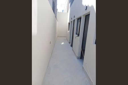 12_photo/94ce1dca57.09e8f0e701892df6-ATLAS-c3b3c53b-c14c-43c2-88c2-2b2f3679524b.jpg de casa à venda com 2 quartos, 44m² em Guilhermina, Praia Grande