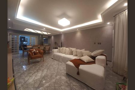 3_photo/94ce1dca5f.833a42e394c467a8-ATLAS-a253c669-d12e-4dac-aec8-72c5507a1ca4.jpg de casa à venda com 3 quartos, 155m² em Guilhermina, Praia Grande