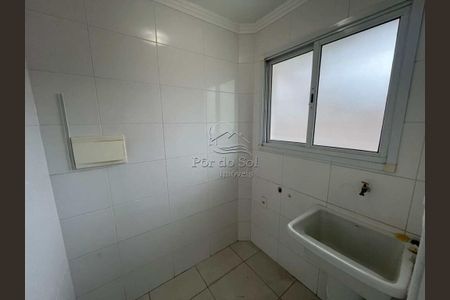 5_photo/94ce1dca65.0efe4cd2ef8db708-ATLAS-15857a00-d0c7-49c6-add3-99272ca74a71.jpg de apartamento à venda com 1 quarto, 75m² em Guilhermina, Praia Grande