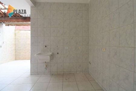 37_photo/94ce1dcac7.275fe3fcda77567d-ATLAS-2a965b1e-2e7b-40b4-ae56-459ad3cefd73.jpg de casa à venda com 3 quartos, 157m² em Guilhermina, Praia Grande