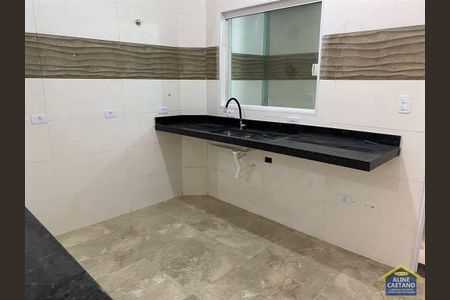 10_photo/94ce1dcadd.4be8adca1bc084b4-ATLAS-ef8f5f49-dda1-40c2-8d92-01cc964ed1a9.jpg de casa à venda com 2 quartos, 54m² em Guilhermina, Praia Grande