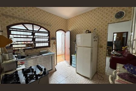 14_photo/94ce1dcadd.ead381bccf4bf452-ATLAS-e90dbd72-37aa-4f51-b829-520b8aeaae67.jpg de casa à venda com 2 quartos, 68m² em Guilhermina, Praia Grande