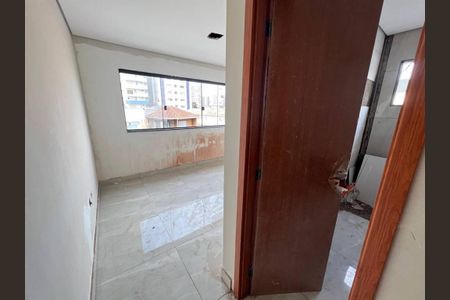 5_photo/94ce1dcaef.d3b54038e629d012-ATLAS-32f8e93e-27a0-4aad-8567-c10a2e8346d8.jpg de casa à venda com 3 quartos, 105m² em Guilhermina, Praia Grande