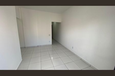 4_photo/94ce1dcb03.9707d2db8f93ef5c-ATLAS-2f37d1f4-4b23-498c-a5ca-b06f071cb62c.jpg de apartamento à venda com 1 quarto, 46m² em Guilhermina, Praia Grande