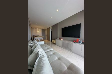 4_photo/94ce1dcb0b.d93fab53994ee348-ATLAS-1b7592ce-5eb7-4fee-8a31-ca7b0bc08c62.jpg de apartamento à venda com 3 quartos, 148m² em Guilhermina, Praia Grande