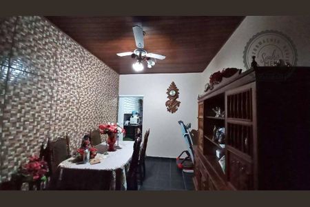 3_photo/94ce1dcb19.cd6ac7e963e68f71-ATLAS-f1953bbe-e73b-4e29-998f-26be205460bb.jpg de casa à venda com 2 quartos, 130m² em Guilhermina, Praia Grande