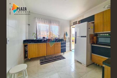 45_photo/94ce1dcb57.fb462ac560b6284f-ATLAS-e0f958d0-691f-4b60-be38-6c682fccec7e.jpg de apartamento à venda com 3 quartos, 155m² em Guilhermina, Praia Grande