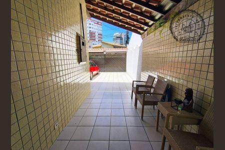 4_photo/94ce1dcb63.3bbff66cc2ca2df2-ATLAS-31d9f3ad-c2fe-44c0-a91e-8ffb42517efc.jpg de casa à venda com 2 quartos, 70m² em Boqueirão, Praia Grande