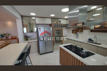 9_photo/94ce1dcb6b.2bea4a0de6d30832-ATLAS-3cfa196b-4c09-4e07-bbf4-3d3aff3cfc7f.jpg de apartamento à venda com 3 quartos, 148m² em Guilhermina, Praia Grande