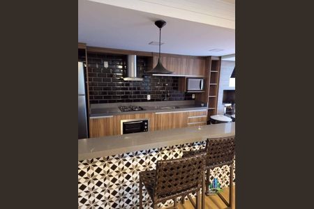 14_photo/94ce1dcb87.cdea5f807e17daab-ATLAS-20923f3f-0fb2-437b-ae76-e0c56b1a455a.jpg de apartamento à venda com 2 quartos, 65m² em Guilhermina, Praia Grande