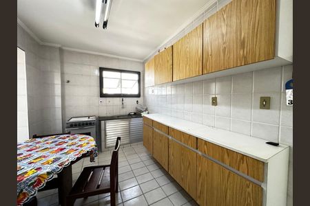 4_photo/94ce1dcbe5.58daacf80c27bb35-ATLAS-ba4c7ab5-73e1-47c8-b150-eeae1bd9f5ff.jpg de apartamento à venda com 2 quartos, 100m² em Guilhermina, Praia Grande