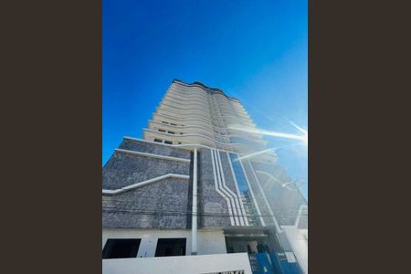 2_photo/94ce1dcc21.b7f493bce8d1df22-ATLAS-d8f757d8-c032-42bd-b590-e72897a60685.jpg de apartamento à venda com 3 quartos, 110m² em Guilhermina, Praia Grande