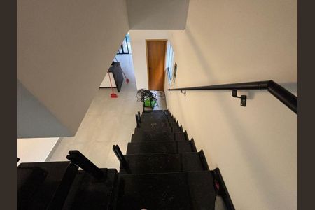 8_photo/94ce1dcc27.b37fb779aadef412-ATLAS-4b359e2a-e4e2-49d4-a7ad-bed240a244b3.jpg de casa à venda com 3 quartos, 130m² em Guilhermina, Praia Grande