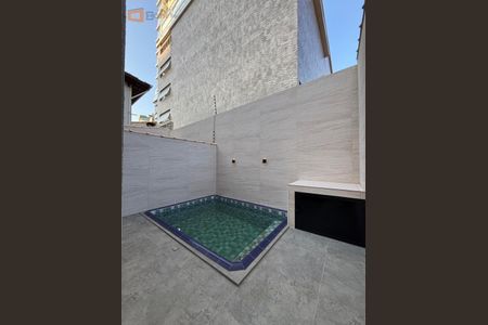 19_photo/94ce1dcc27.b37fb779aadef412-ATLAS-6ae634ae-91cb-4da7-9f6e-4e837ee255f8.jpg de casa à venda com 3 quartos, 130m² em Guilhermina, Praia Grande