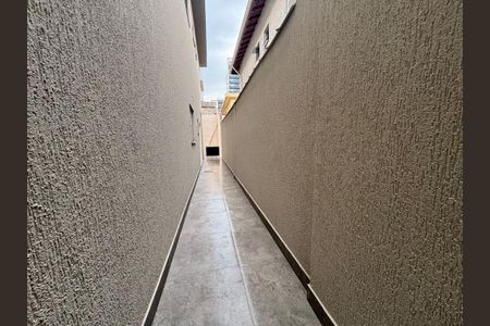 8_photo/94ce1dcc27.b37fb779aadef412-ATLAS-9a6c72e2-4de7-47de-a322-d383532cbcfc.jpg de casa à venda com 3 quartos, 130m² em Guilhermina, Praia Grande