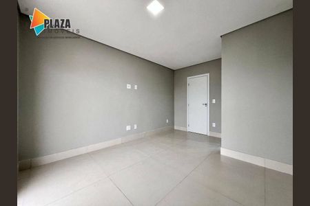 7_photo/94ce1dcc37.f9c34e6cf67e8587-ATLAS-49ad525e-c564-433d-8775-4ffbb42d330c.jpg de apartamento à venda com 4 quartos, 217m² em Guilhermina, Praia Grande