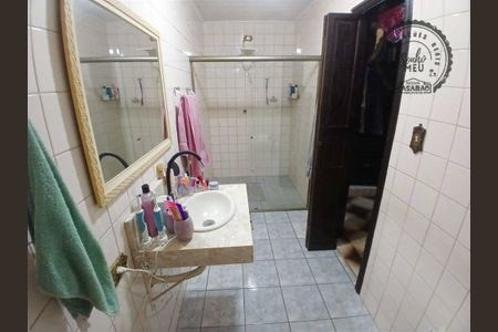 13_photo/94ce1dcc4d.ab41e4e09fc2bc48-ATLAS-9938f259-c544-4702-a16b-6710849cbd40.jpg de casa à venda com 2 quartos, 132m² em Guilhermina, Praia Grande