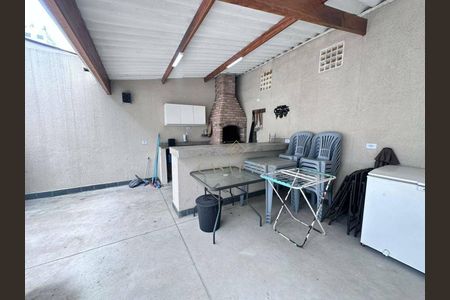 2_photo/94ce1dcc55.10655cb5bd00a8f7-ATLAS-67c8bca4-f9cc-4ee4-a56c-1e40b49384e4.jpg de casa à venda com 3 quartos, 77m² em Guilhermina, Praia Grande