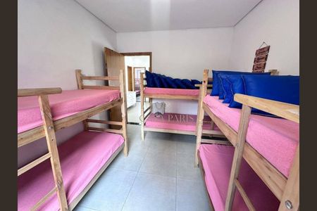 3_photo/94ce1dcc55.10655cb5bd00a8f7-ATLAS-973414c9-fe58-4c4c-a2a5-0d9528bc840e.jpg de casa à venda com 3 quartos, 77m² em Guilhermina, Praia Grande