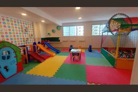 32_photo/94ce1dcca9.3faf818a0ec650e0-ATLAS-c81f96e9-2a92-45aa-b01f-1d4c45f11e65.jpg de apartamento à venda com 2 quartos, 88m² em Boqueirão, Praia Grande