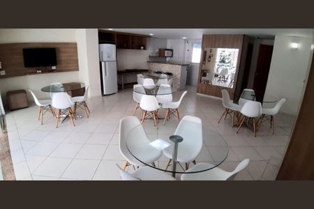 17_photo/94ce1dccad.cb1907a5a26458b3-ATLAS-cac43cc2-c703-496a-966f-f73df14f00a1.jpg de apartamento à venda com 2 quartos, 75m² em Guilhermina, Praia Grande